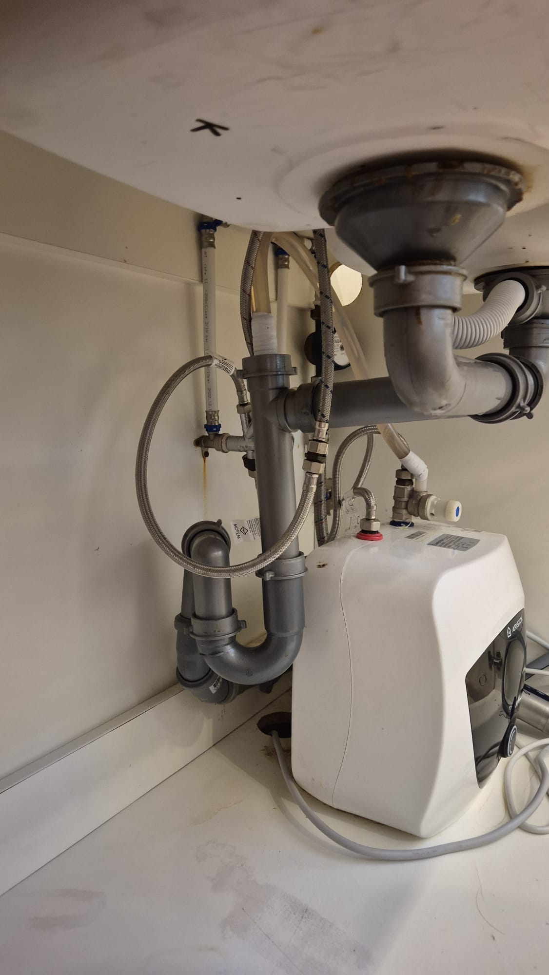 Zamjena sifona Zagreb - montaža i popravak sifona